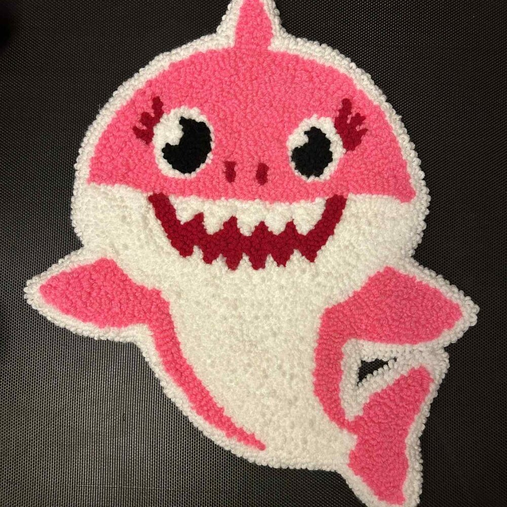 Handmade Mommy Shark Loop Pile Tufted Rug 19"x15"